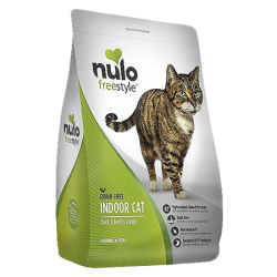 Nulo Freestyle Duck & Lentils Grain-Free Indoor Dry Cat Food. White and green feed bag.