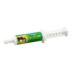 Farnam DigestAid Paste. White plastic syringe. Green equine health product label.