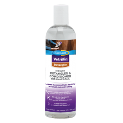 Farnam Vetrolin Detangler And Conditioner For Mane And Tail. Equine grooming products. Clear bottle with white cap.