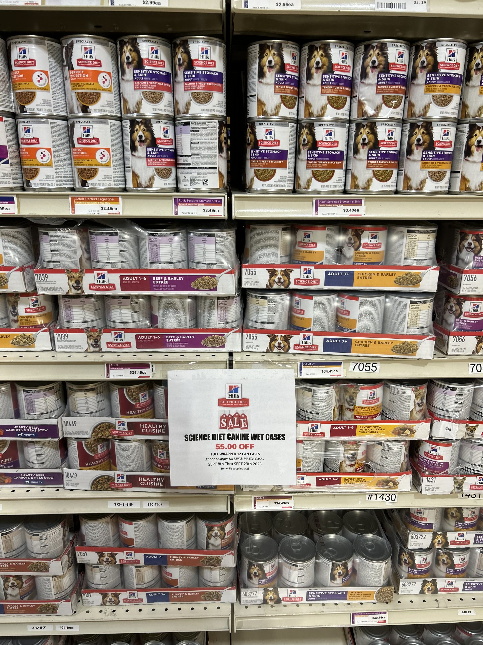 Specials on Science Diet Canned dog food through 9/29/23.